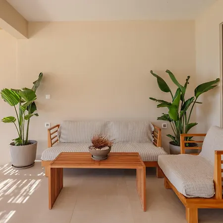 Hébergement de vacances House Eleni Agios Georgios Pagon
